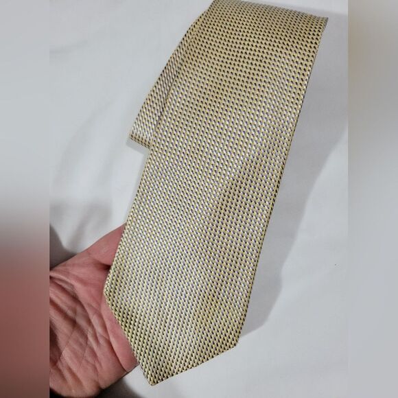 Michael Kors Men's Iridescent imported Silk Neck-Tie - Picture 11 of 12